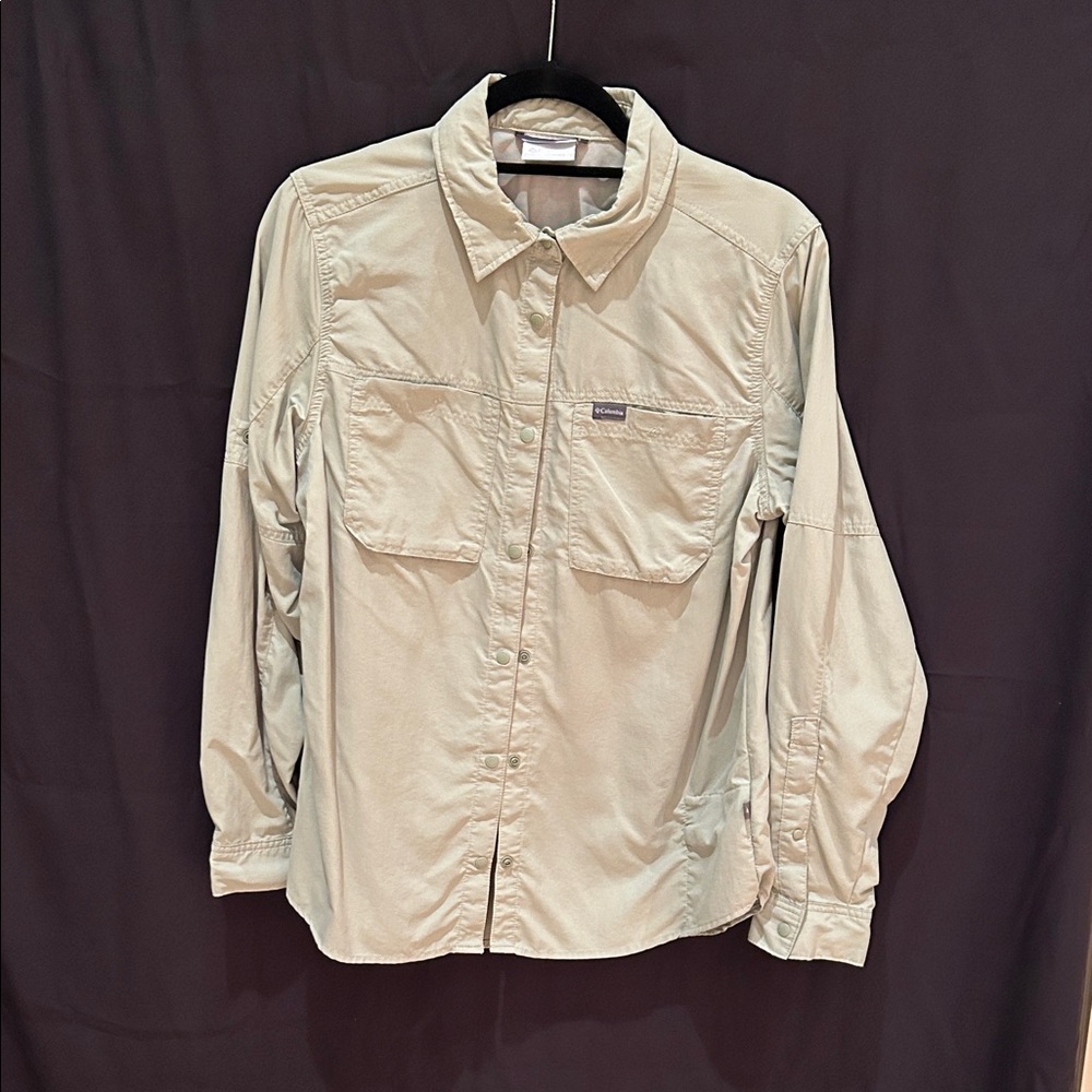 C - Columbia Camo Green Casual Shirt